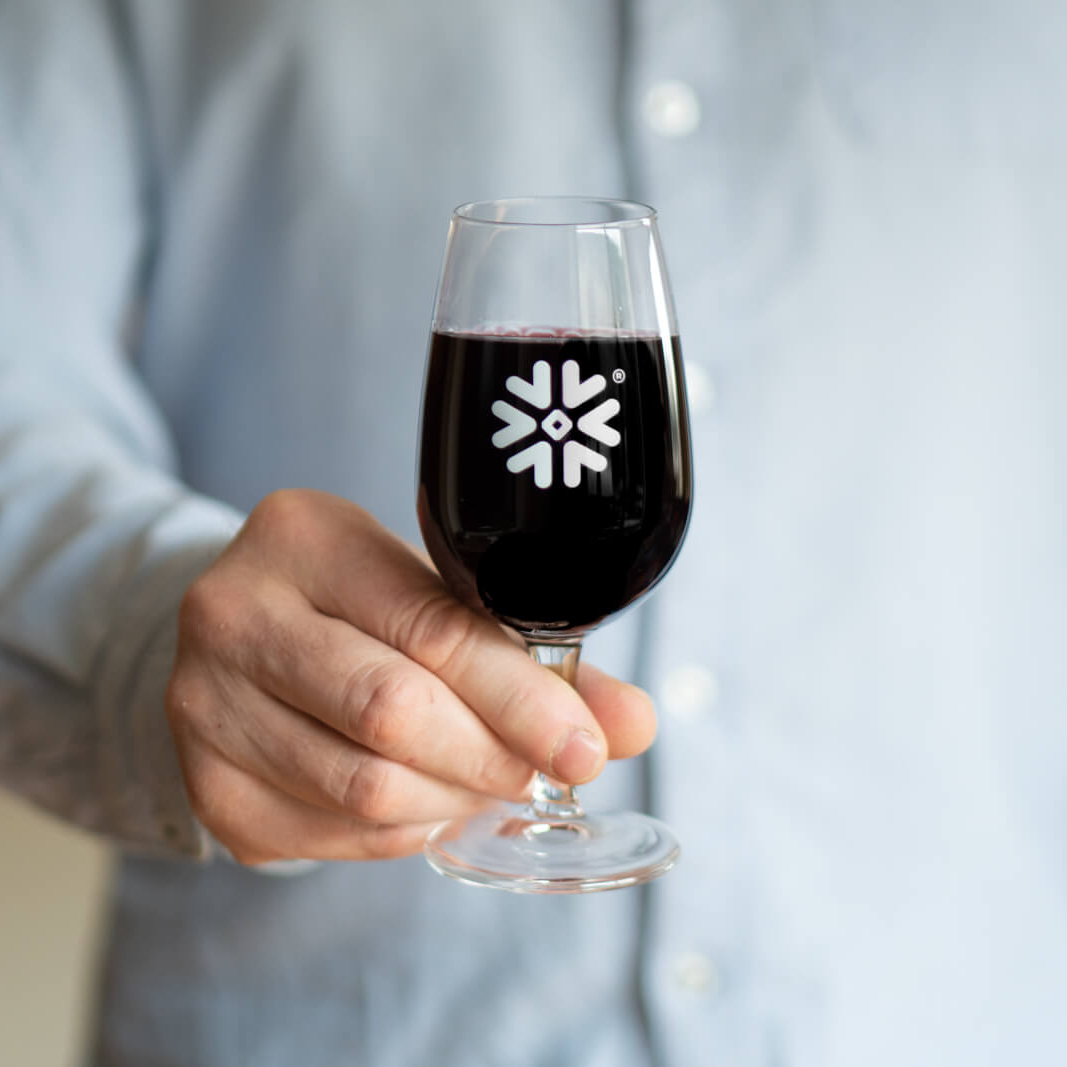 Verre à vin personnalisé avec logo flocon